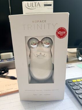 NuFace Trinity Advanced Facial Toning Device